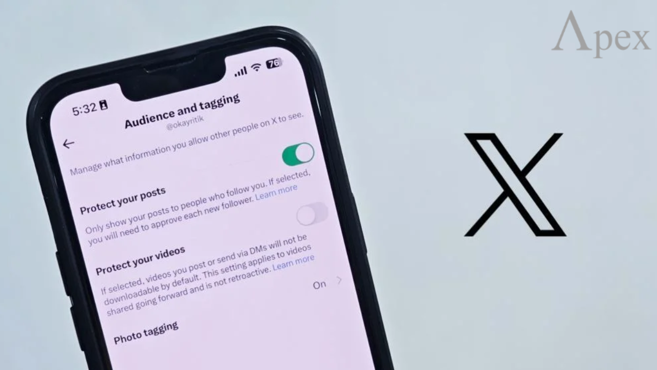 Private vs public accounts on X Phone showing X settings screen with Protect your posts option turned on.